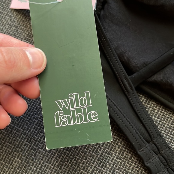 NWT Wild Fable Bikini Top | Keyhole Opening | Removable Pads | Black Swim Top - Picture 6 of 10
